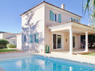 Villa in Sainte Maxime, France