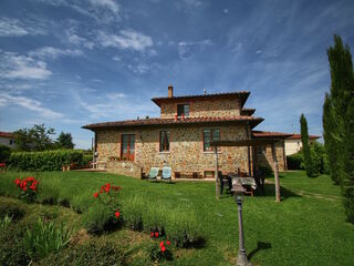 Cottage in Lucignano, Italy