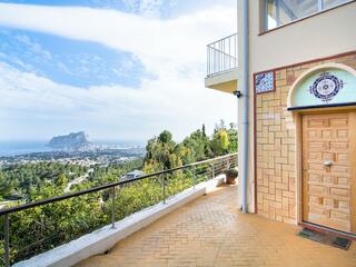 Villa in Cumbre del Sol, Spain